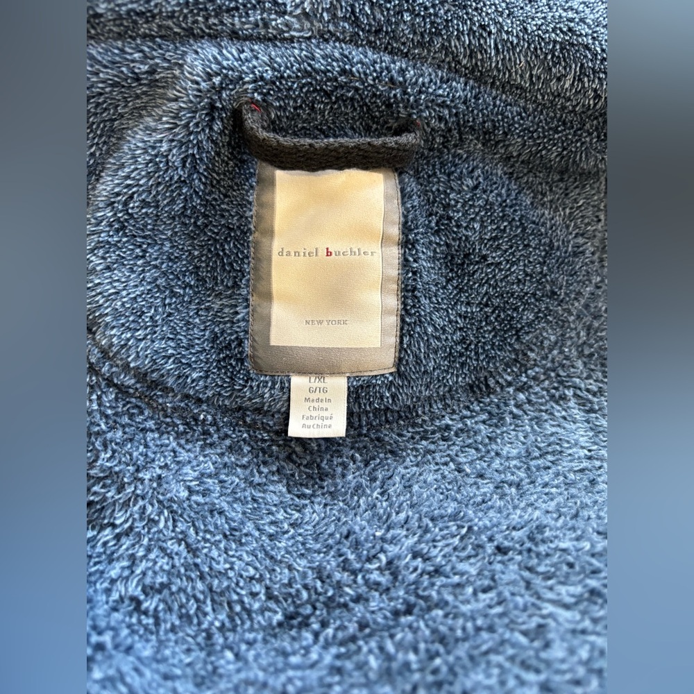Daniel Buchler New York Robe - Picture 2 of 2
